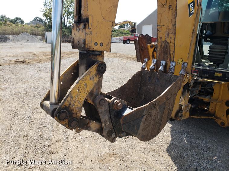 image for item DF2465 2004 Caterpillar 420D IT backhoe