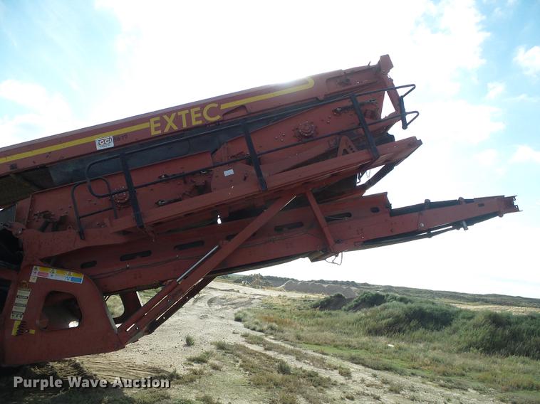 image for item DF2769 2007 Extec S6 58-70 screening plant