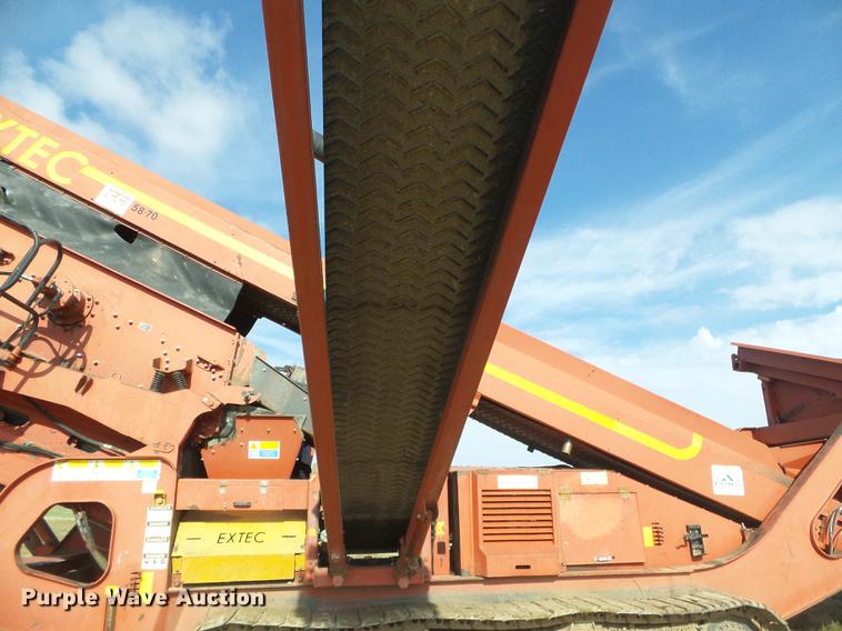 image for item DF2769 2007 Extec S6 58-70 screening plant