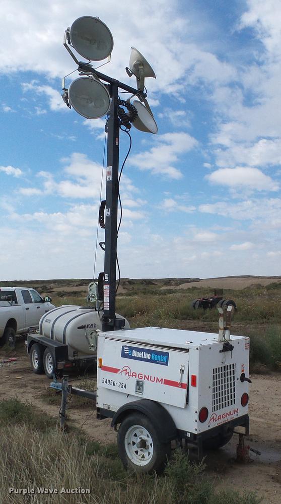 image for item DF2770 Magnum MLT3060K light plant