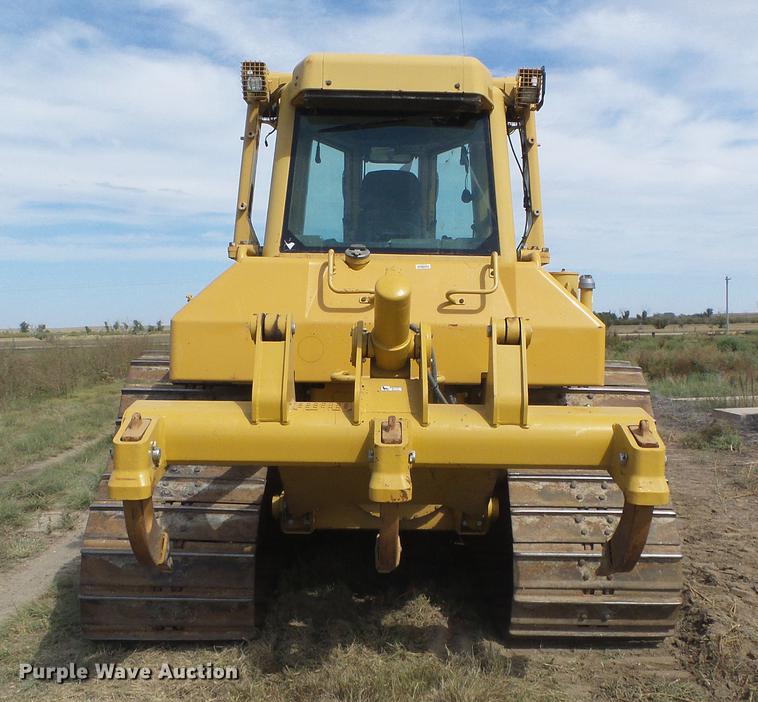 image for item DF2772 2005 Caterpillar D6N LGP dozer