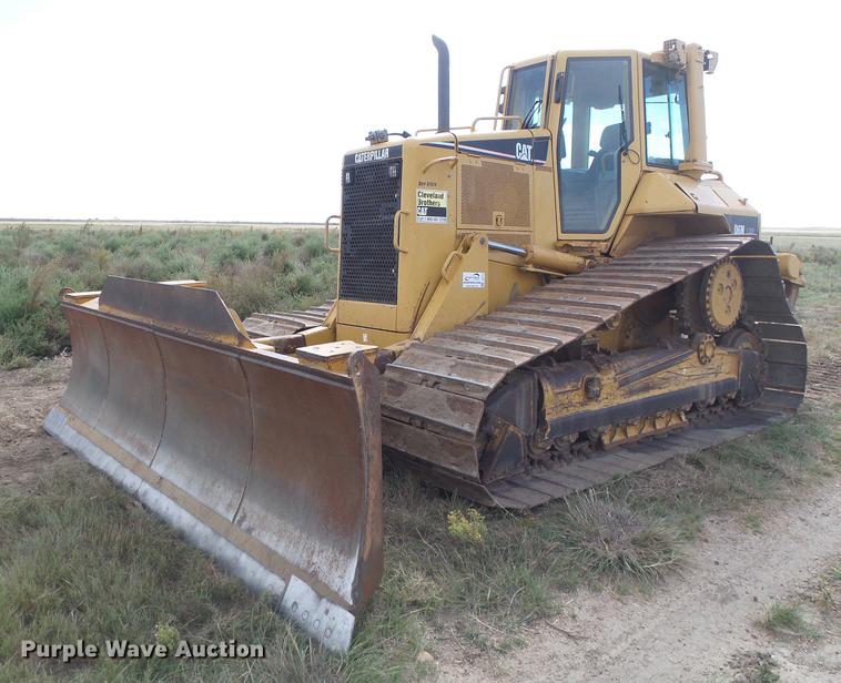 image for item DF2772 2005 Caterpillar D6N LGP dozer