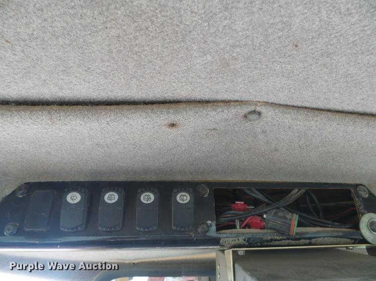 image for item DF2772 2005 Caterpillar D6N LGP dozer