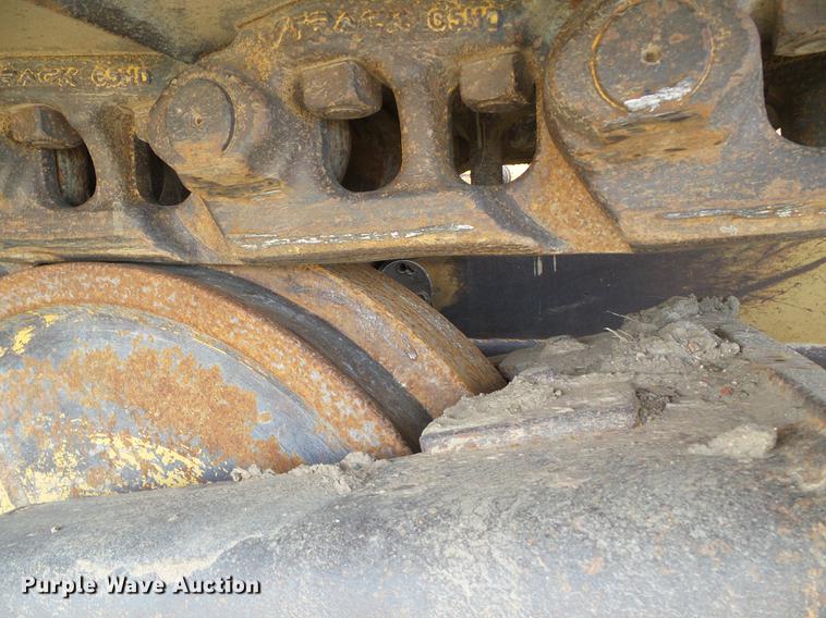image for item DF2772 2005 Caterpillar D6N LGP dozer