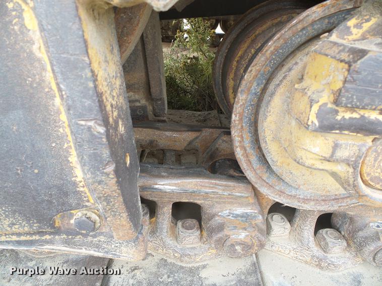 image for item DF2772 2005 Caterpillar D6N LGP dozer