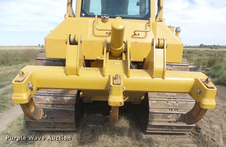 image for item DF2772 2005 Caterpillar D6N LGP dozer