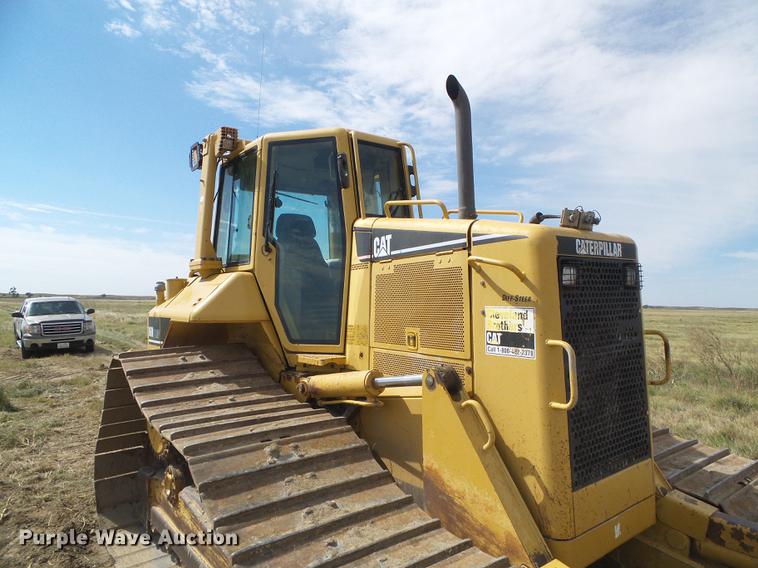 image for item DF2772 2005 Caterpillar D6N LGP dozer