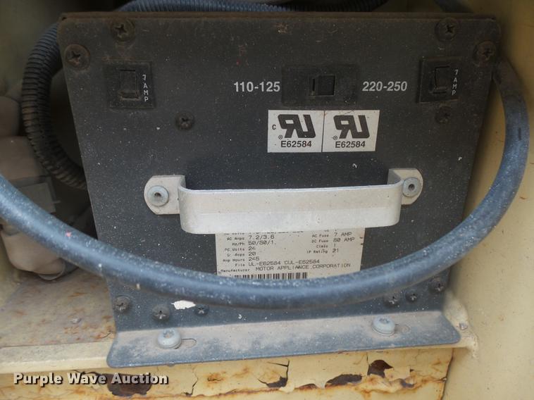 image for item DX9130 2005 JLG 2630ES scissor lift