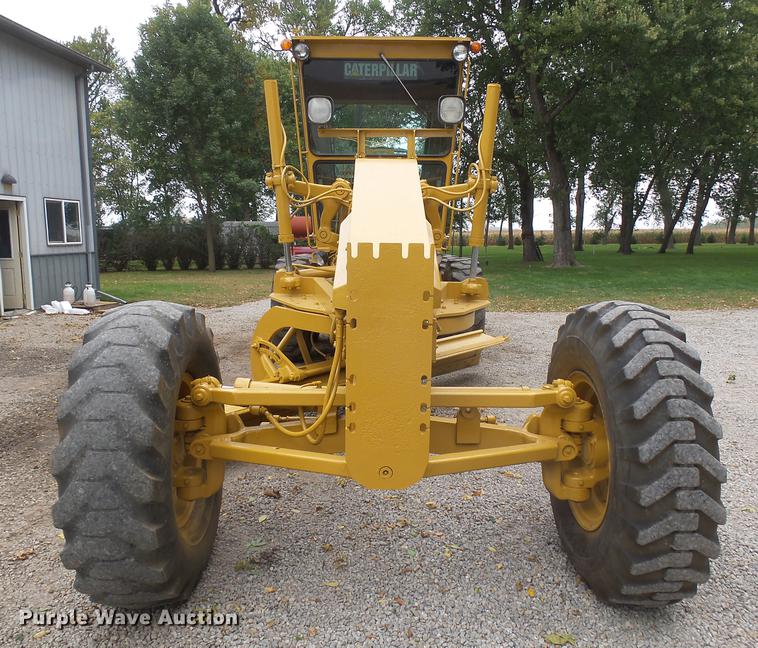 image for item DX9136 1983 Caterpillar 140G motor grader