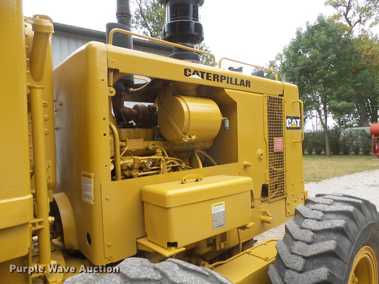 image for item DX9136 1983 Caterpillar 140G motor grader