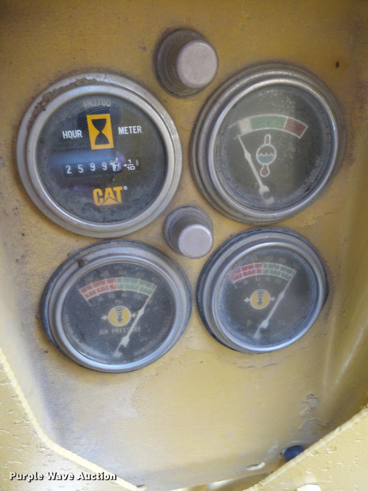 image for item DX9136 1983 Caterpillar 140G motor grader