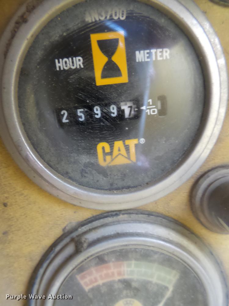 image for item DX9136 1983 Caterpillar 140G motor grader