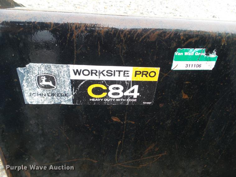 image for item DZ9434 2011 John Deere 328D skid steer