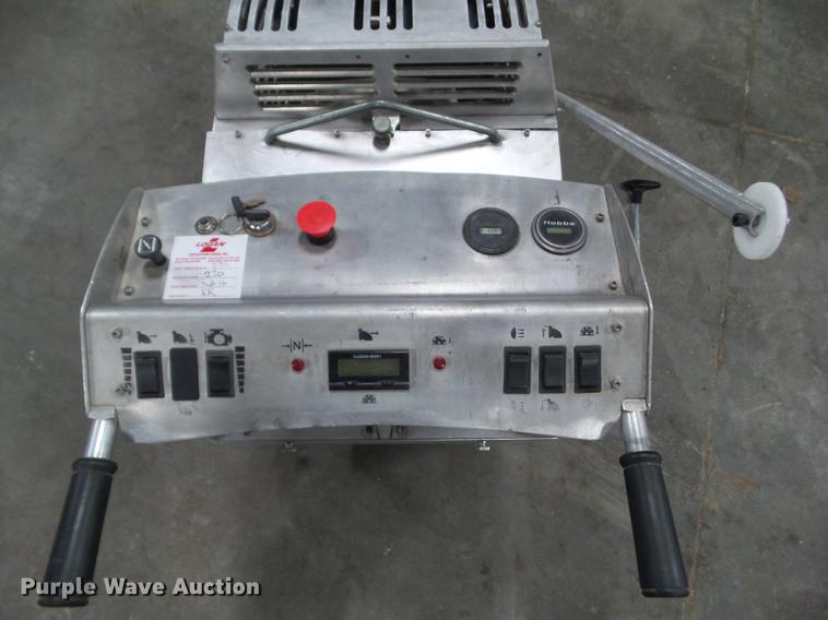 image for item DZ9448 2010 Husqvarna Soff-Cut X2500 saw