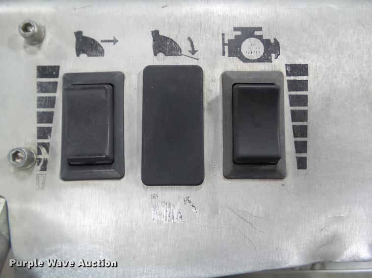 image for item DZ9448 2010 Husqvarna Soff-Cut X2500 saw