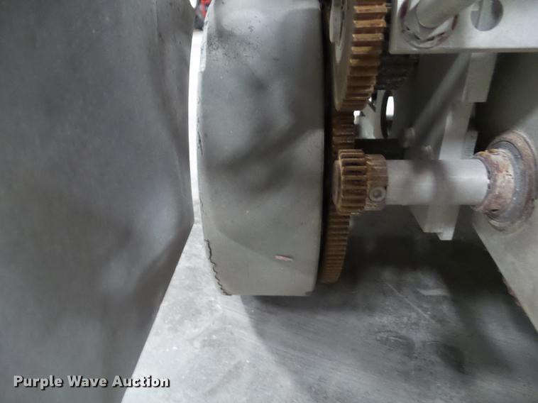 image for item DZ9448 2010 Husqvarna Soff-Cut X2500 saw