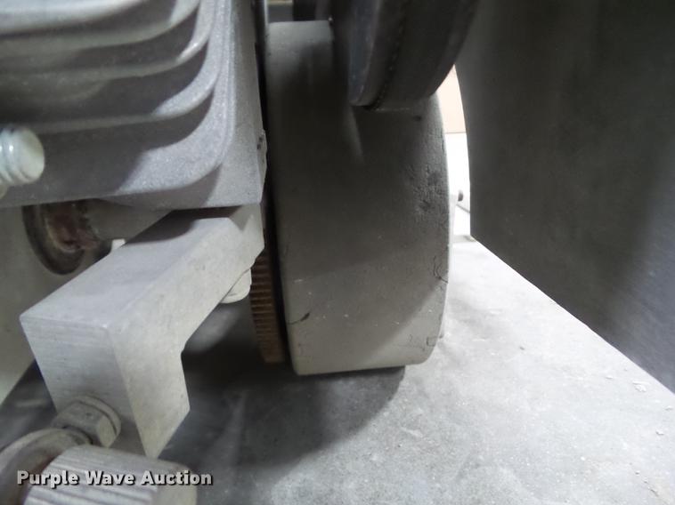 image for item DZ9448 2010 Husqvarna Soff-Cut X2500 saw