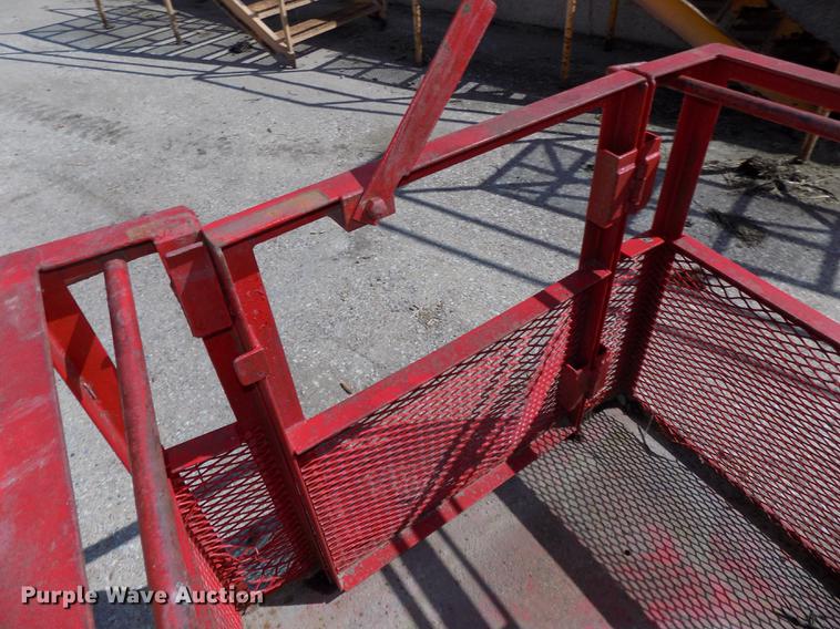 image for item DZ9546 Crane basket