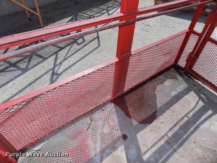 image for item DZ9546 Crane basket