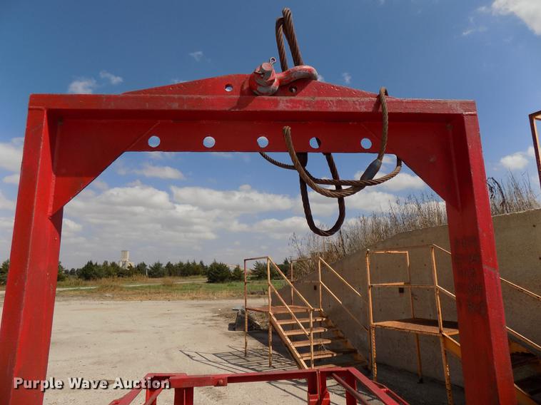 image for item DZ9546 Crane basket