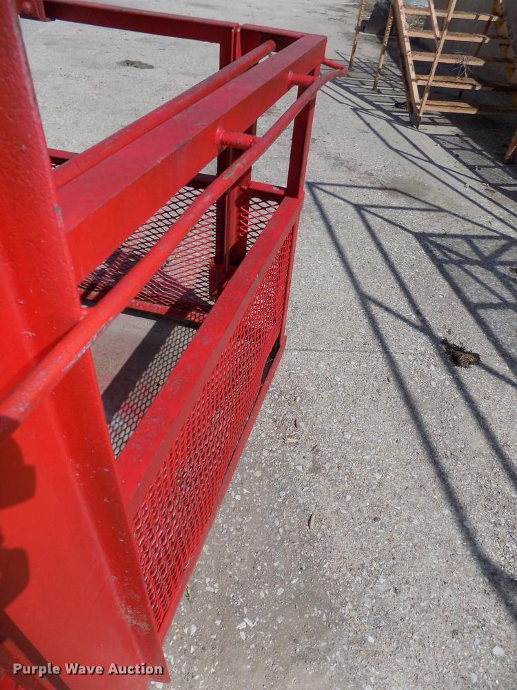 image for item DZ9546 Crane basket