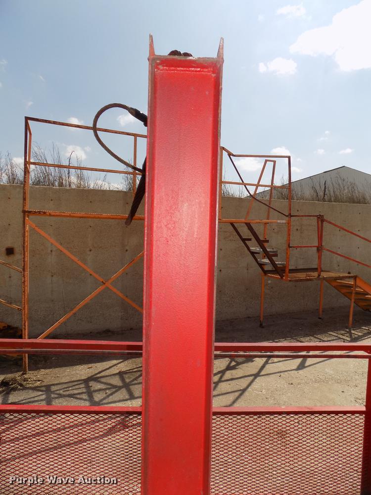 image for item DZ9546 Crane basket