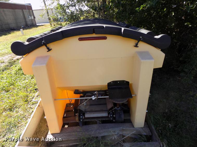 image for item DZ9557 Fisher Poly Caster spreader