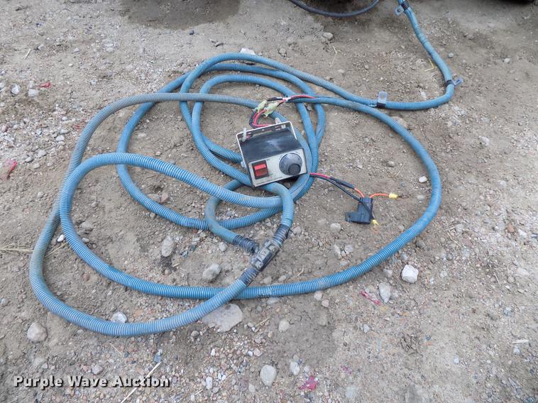 image for item DZ9562 Bobcat spreader