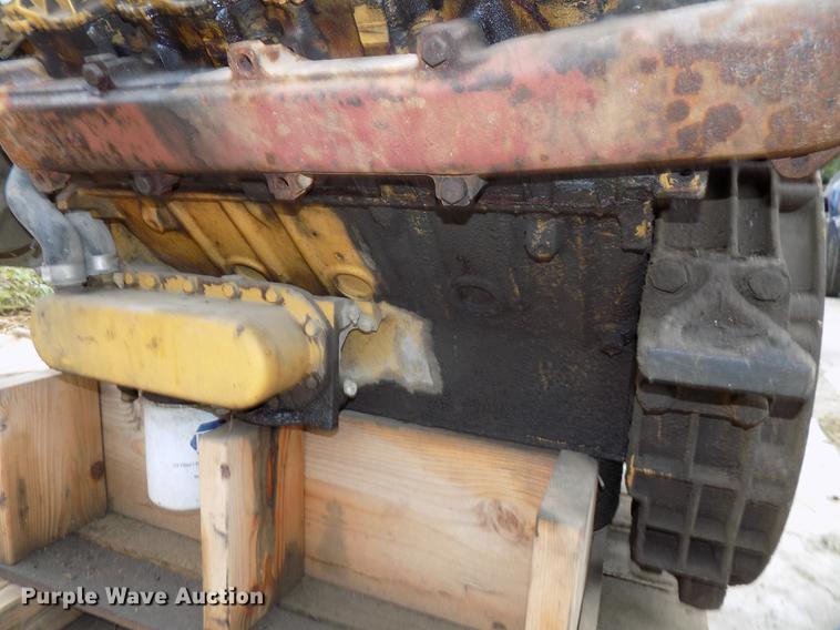 image for item DZ9563 Caterpillar 3208 10.4L V8 turbo diesel engine