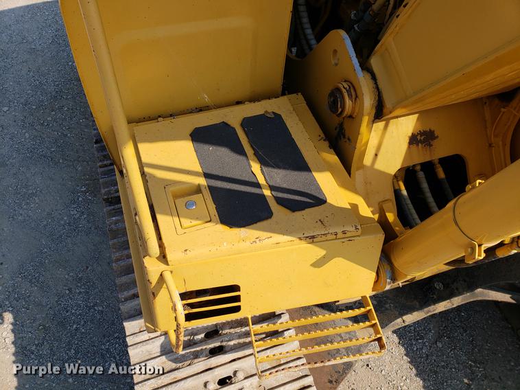 image for item EF9854 1996 John Deere 490E excavator