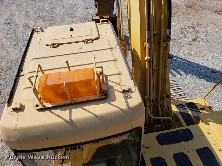 image for item EF9854 1996 John Deere 490E excavator