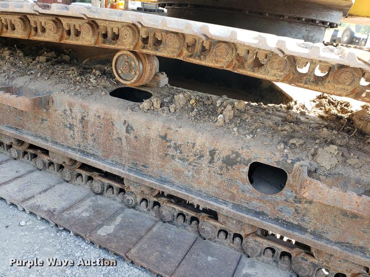 image for item EF9854 1996 John Deere 490E excavator