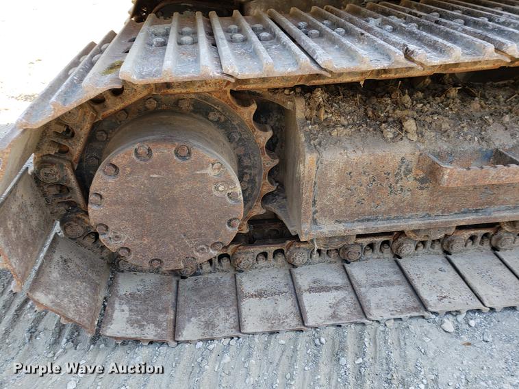 image for item EF9854 1996 John Deere 490E excavator