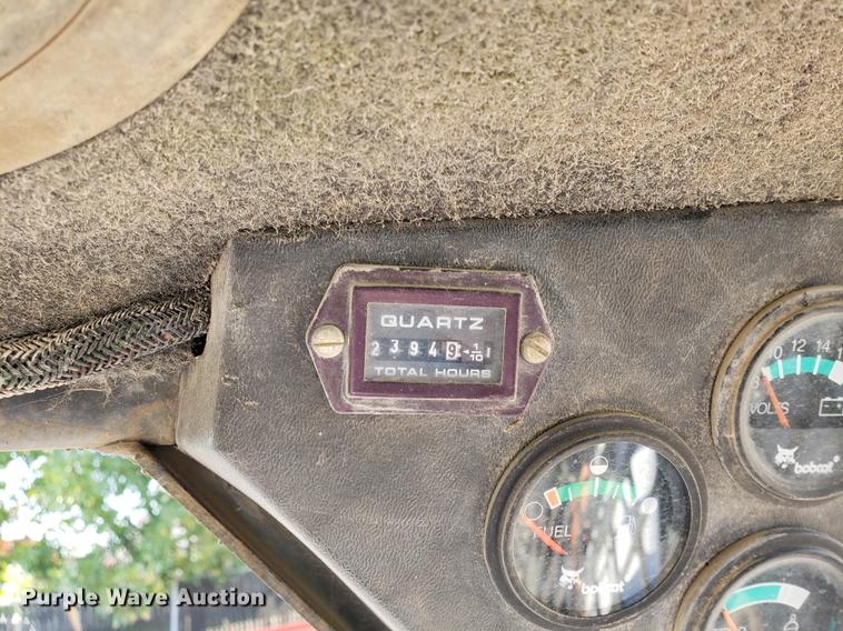 image for item EF9915 1999 Bobcat 751 skid steer