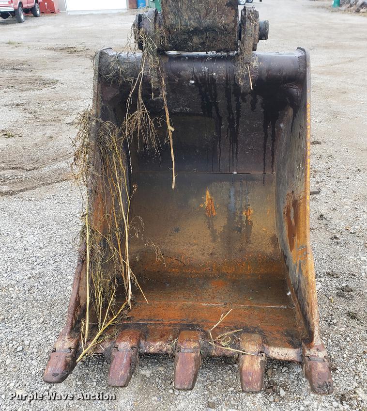 image for item EF9917 1984 Caterpillar 235 excavator