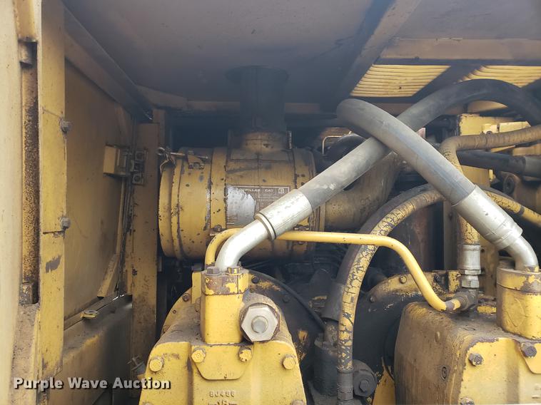image for item EF9917 1984 Caterpillar 235 excavator