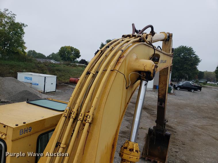 image for item EF9917 1984 Caterpillar 235 excavator