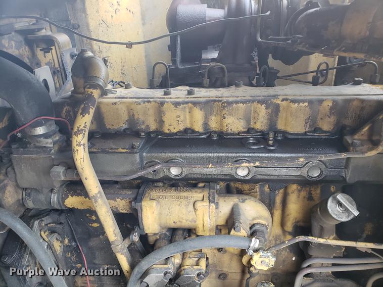 image for item EF9917 1984 Caterpillar 235 excavator