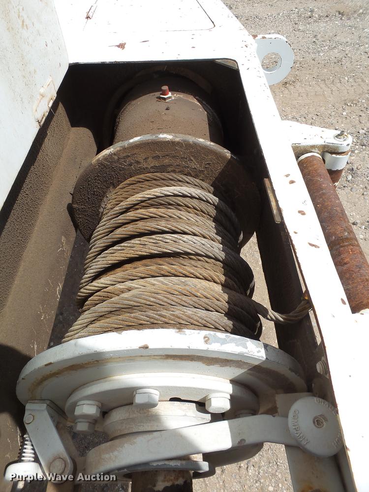 image for item EI9660 2010 Freightliner Business Class M2 digger derrick truck