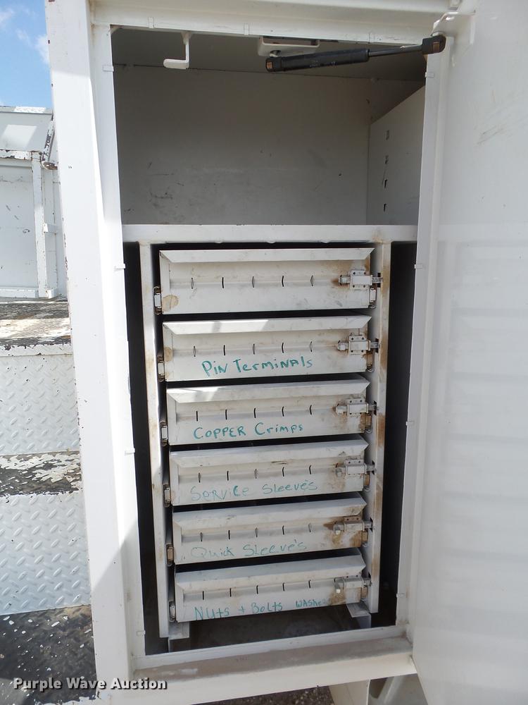 image for item EI9660 2010 Freightliner Business Class M2 digger derrick truck