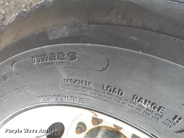 image for item EI9660 2010 Freightliner Business Class M2 digger derrick truck