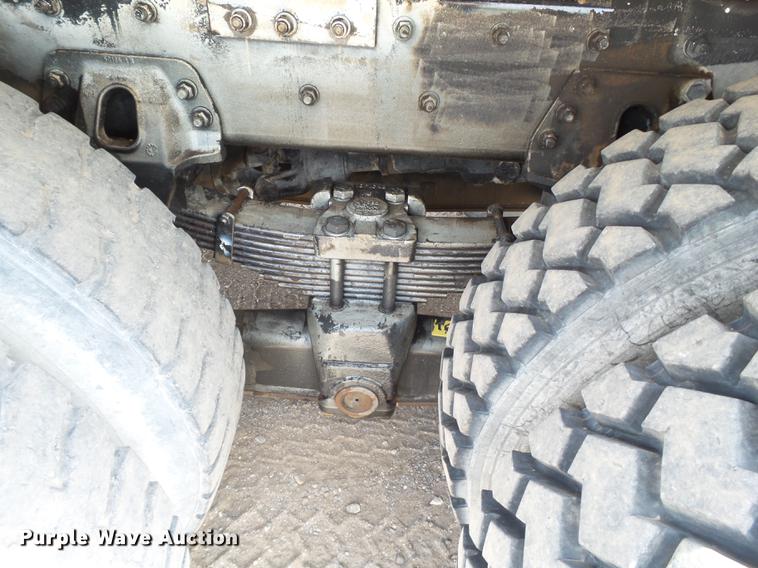 image for item EI9660 2010 Freightliner Business Class M2 digger derrick truck