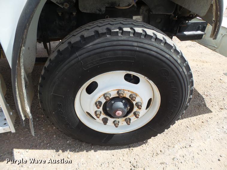 image for item EI9660 2010 Freightliner Business Class M2 digger derrick truck