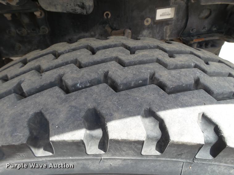 image for item EI9660 2010 Freightliner Business Class M2 digger derrick truck