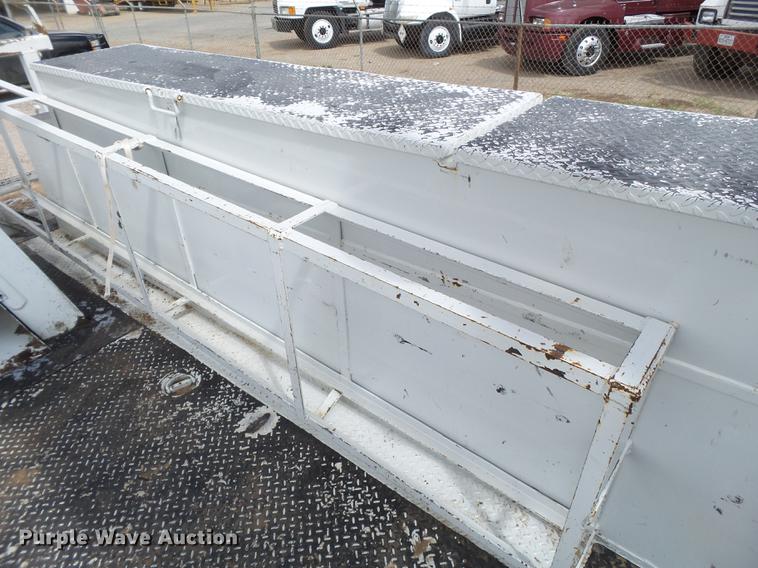 image for item EI9660 2010 Freightliner Business Class M2 digger derrick truck