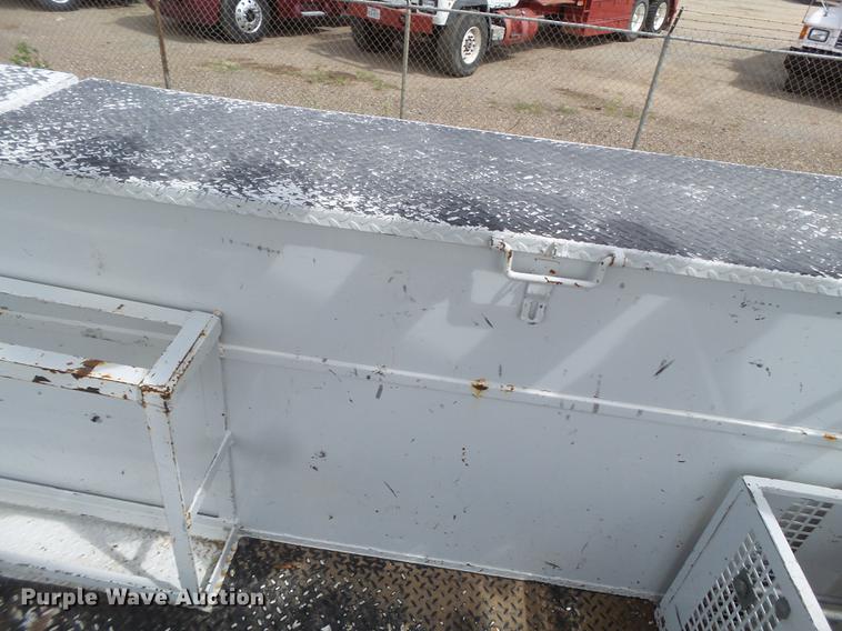 image for item EI9660 2010 Freightliner Business Class M2 digger derrick truck