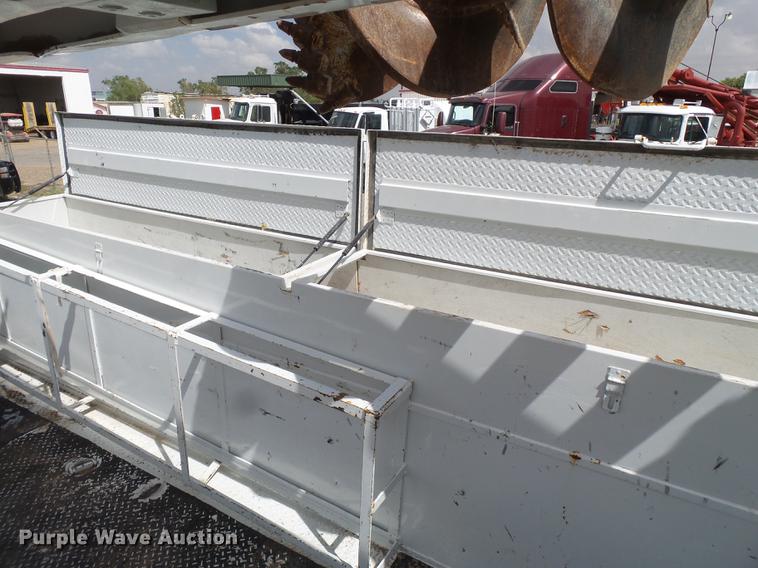 image for item EI9660 2010 Freightliner Business Class M2 digger derrick truck