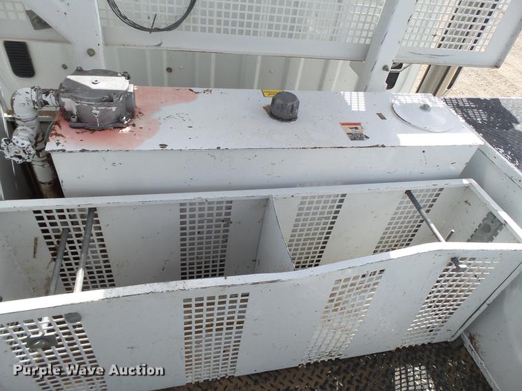 image for item EI9660 2010 Freightliner Business Class M2 digger derrick truck