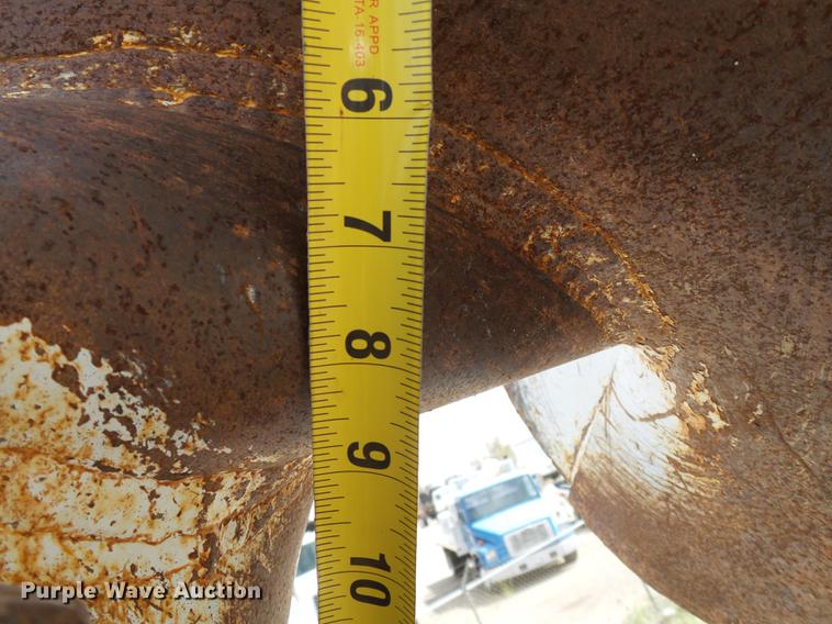 image for item EI9660 2010 Freightliner Business Class M2 digger derrick truck