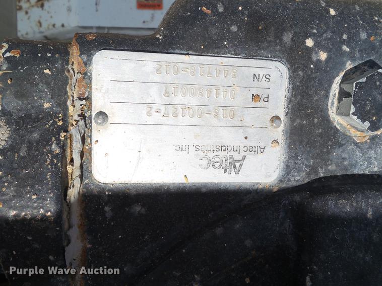 image for item EI9660 2010 Freightliner Business Class M2 digger derrick truck